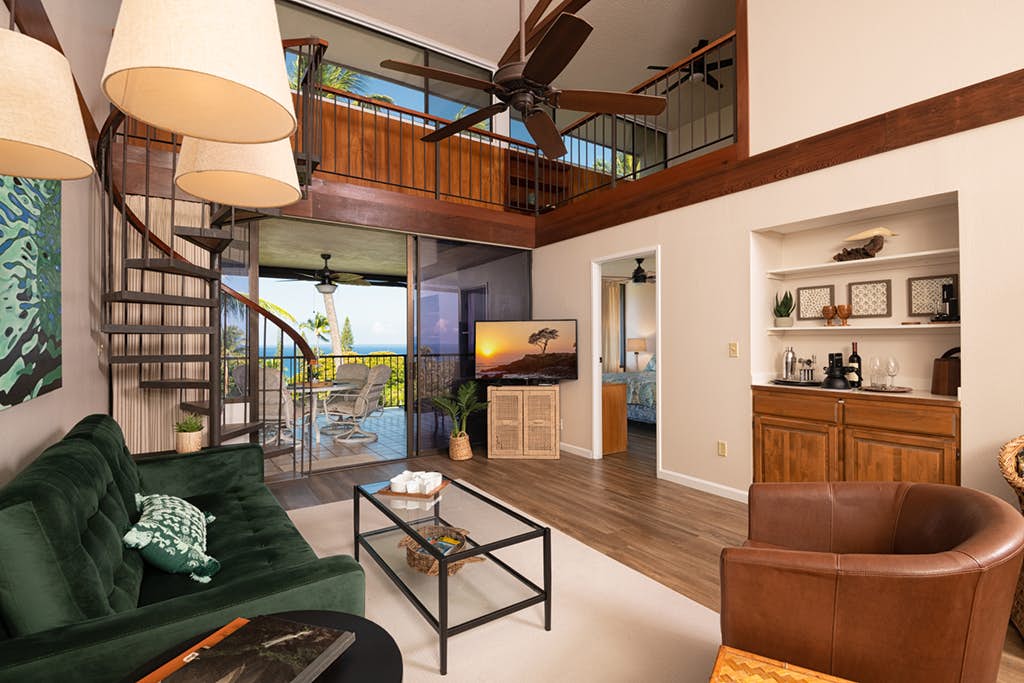 Remodeled 🏝 Amazing Ocean Views over Lush Golf Course! 🐠 Country Club Villas 320 🩴