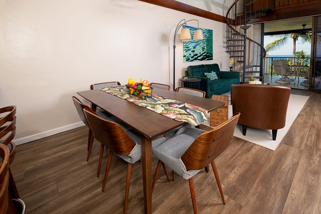 Country Club Villas 320