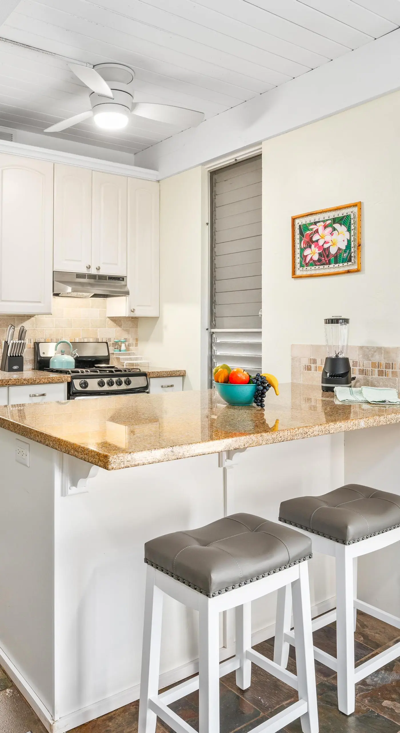 Kona Mansions - C108