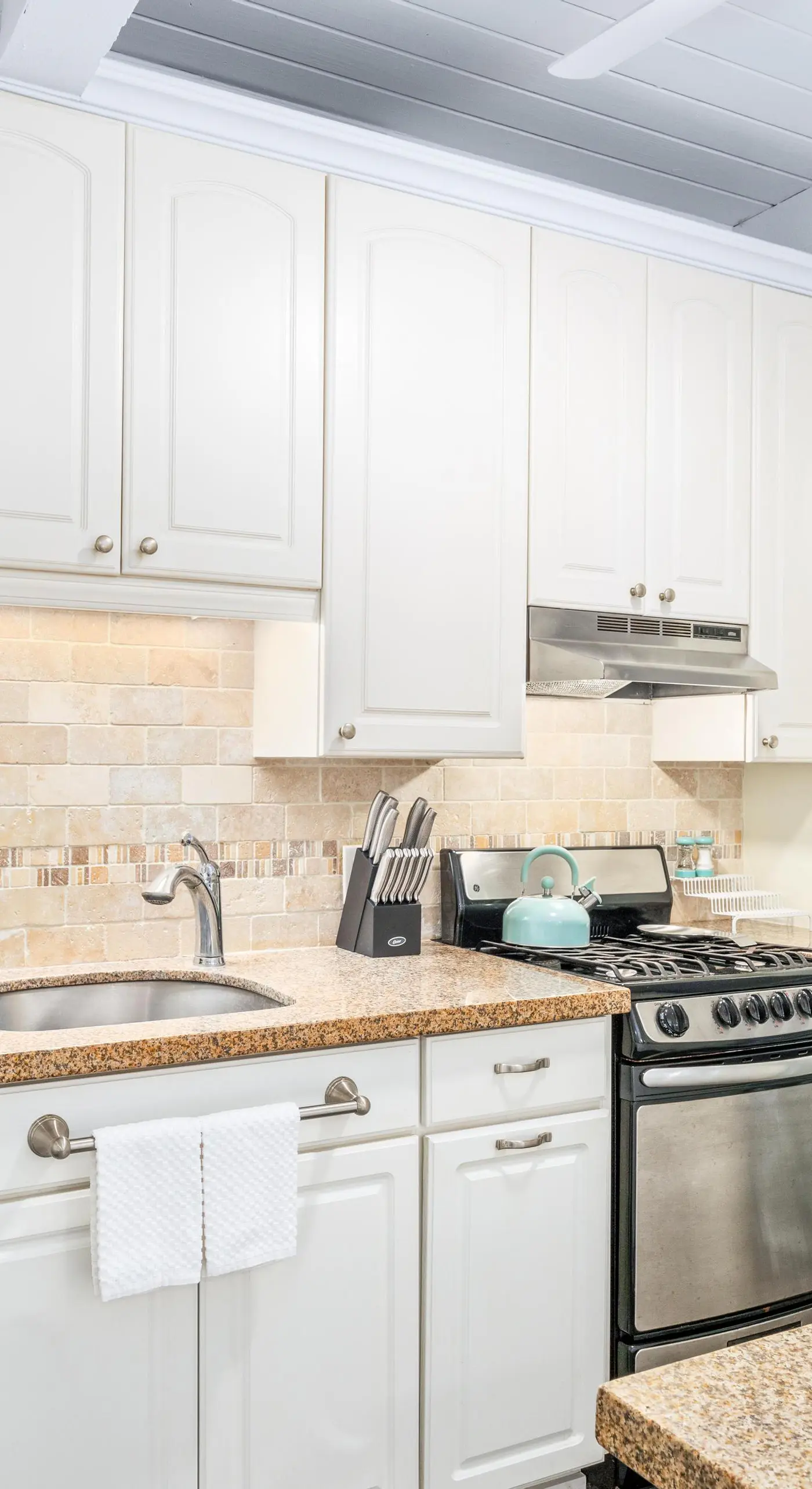 Kona Mansions - C108