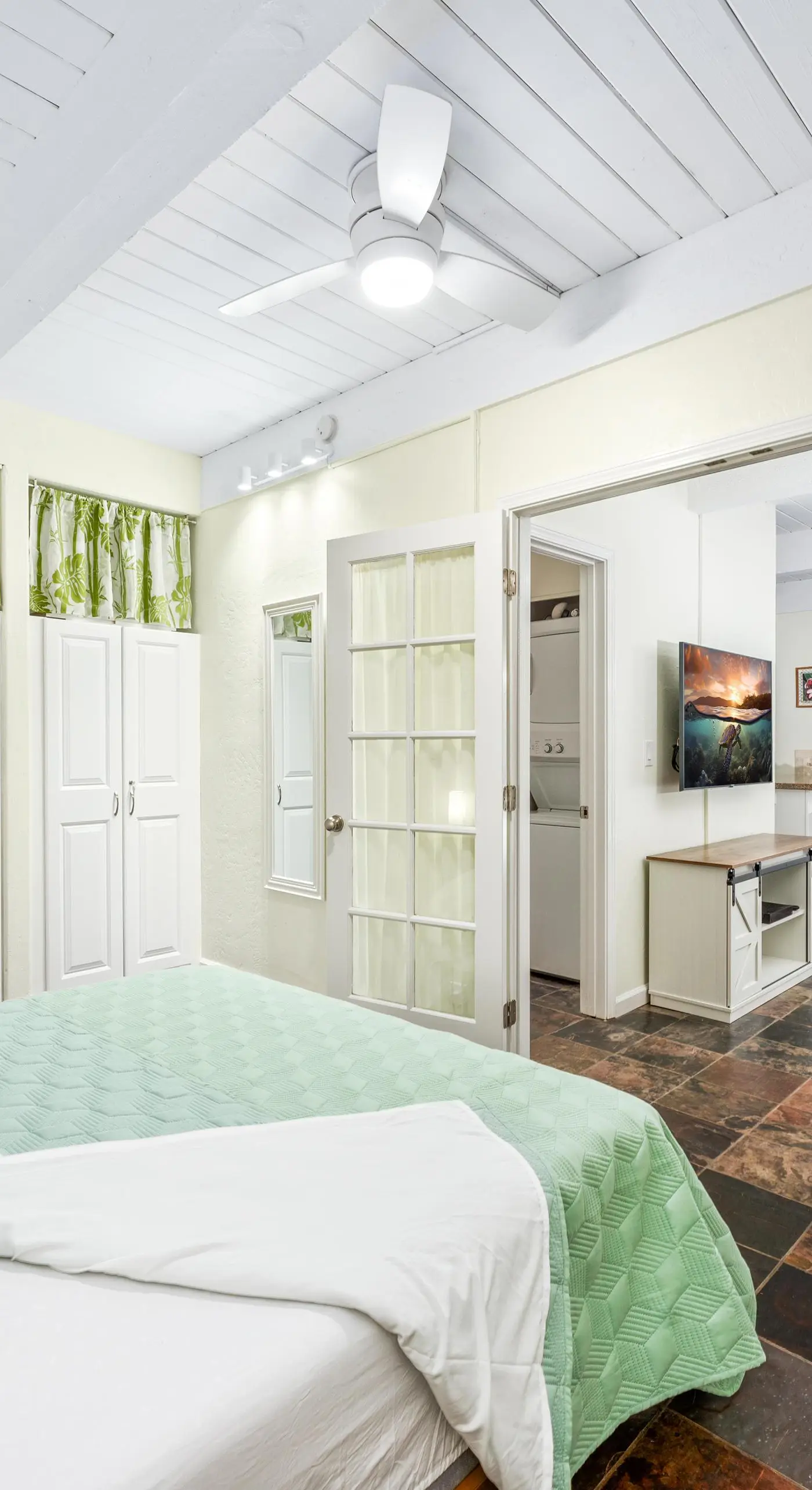 Kona Mansions - C108