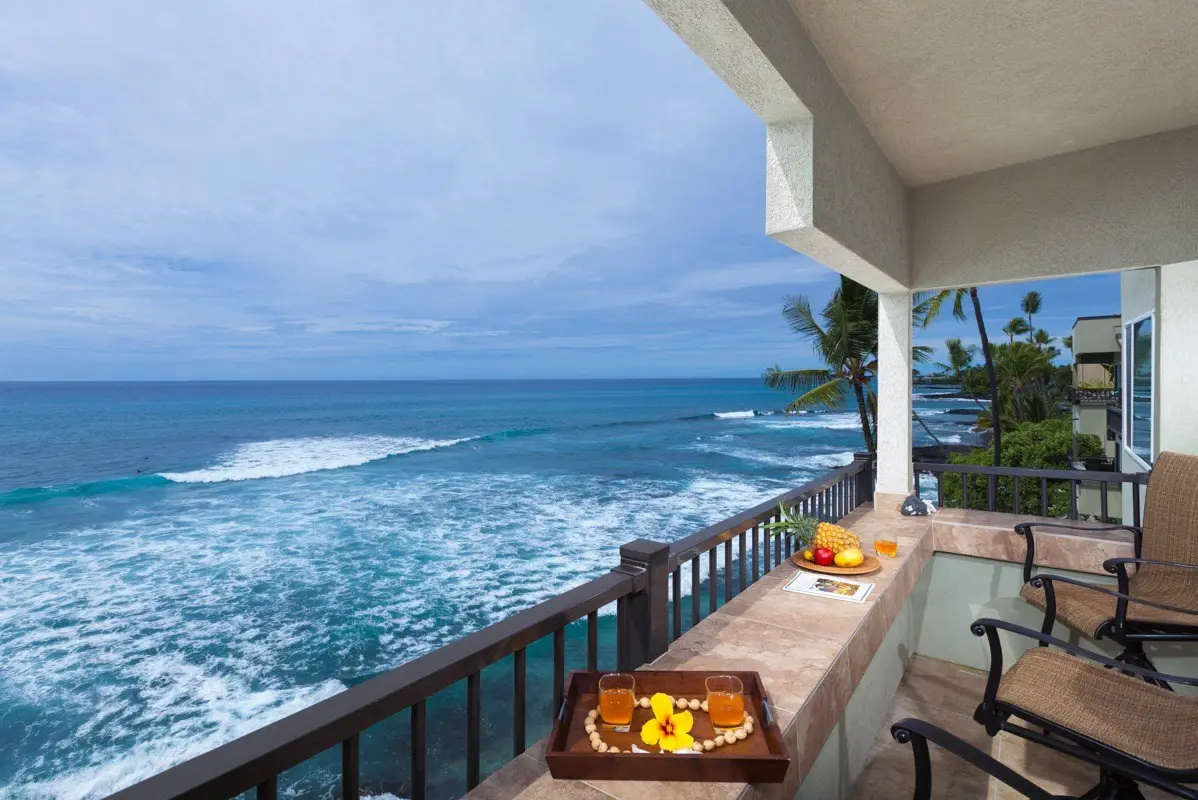 Banyan Tree 403C