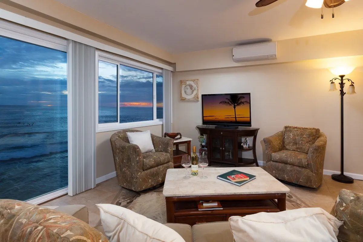 Banyan Tree 403C