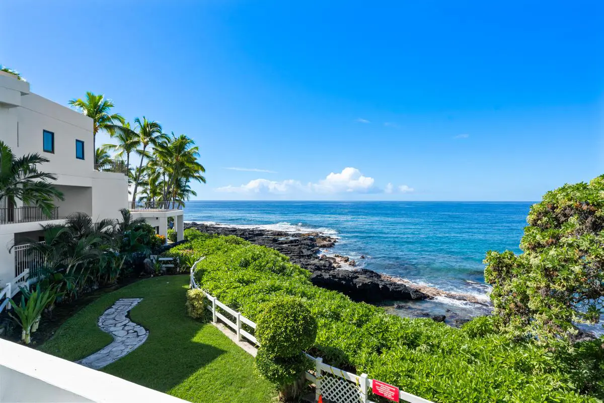 Primo Kona Condo