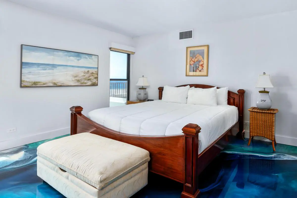 Primo Kona Condo
