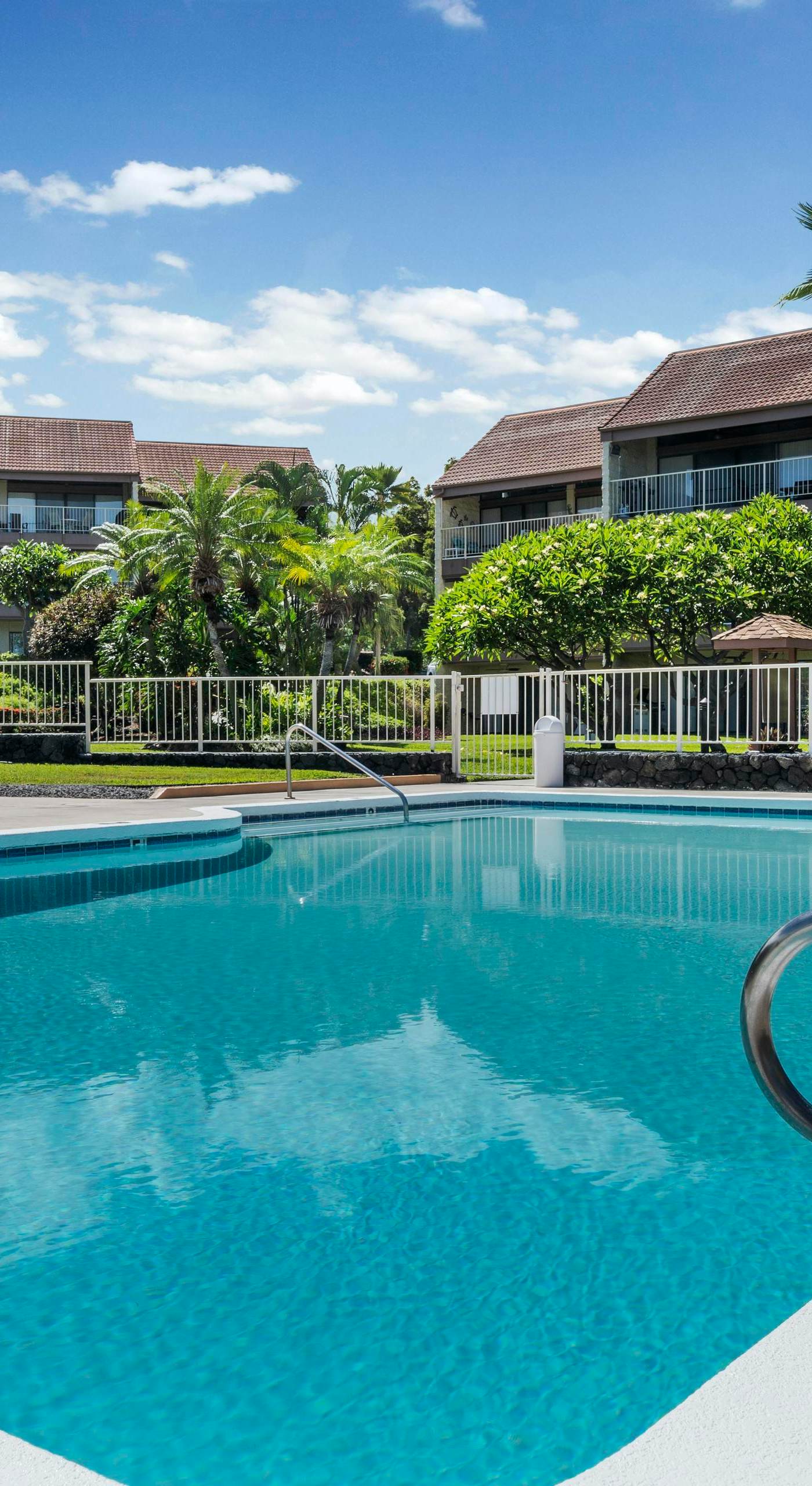 Keauhou Punahele B-102