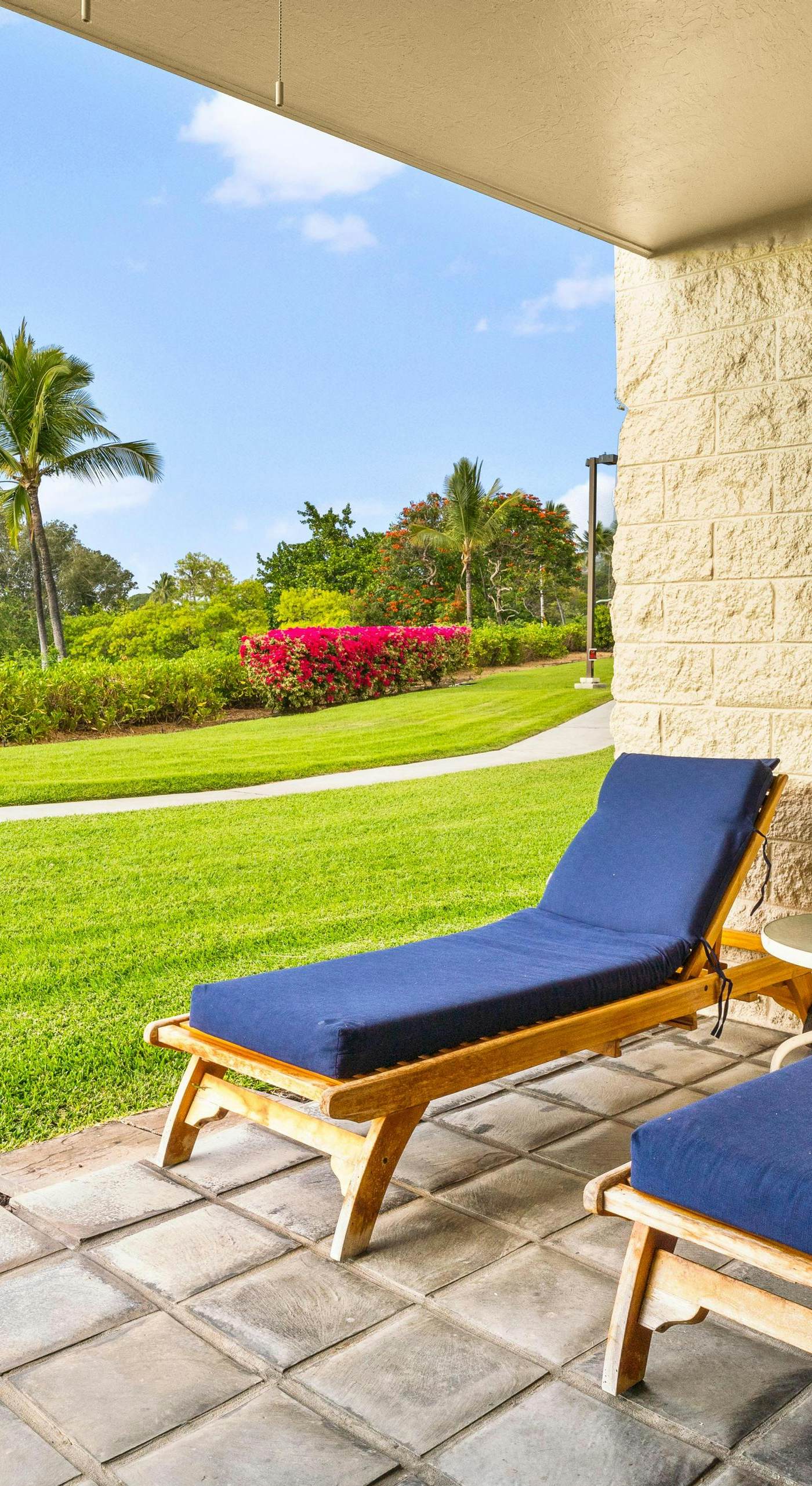 Keauhou Punahele B-102