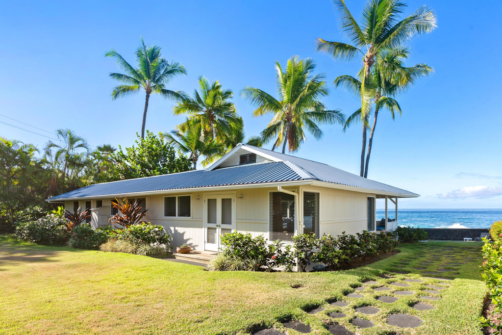 Hale Kalani Estate
