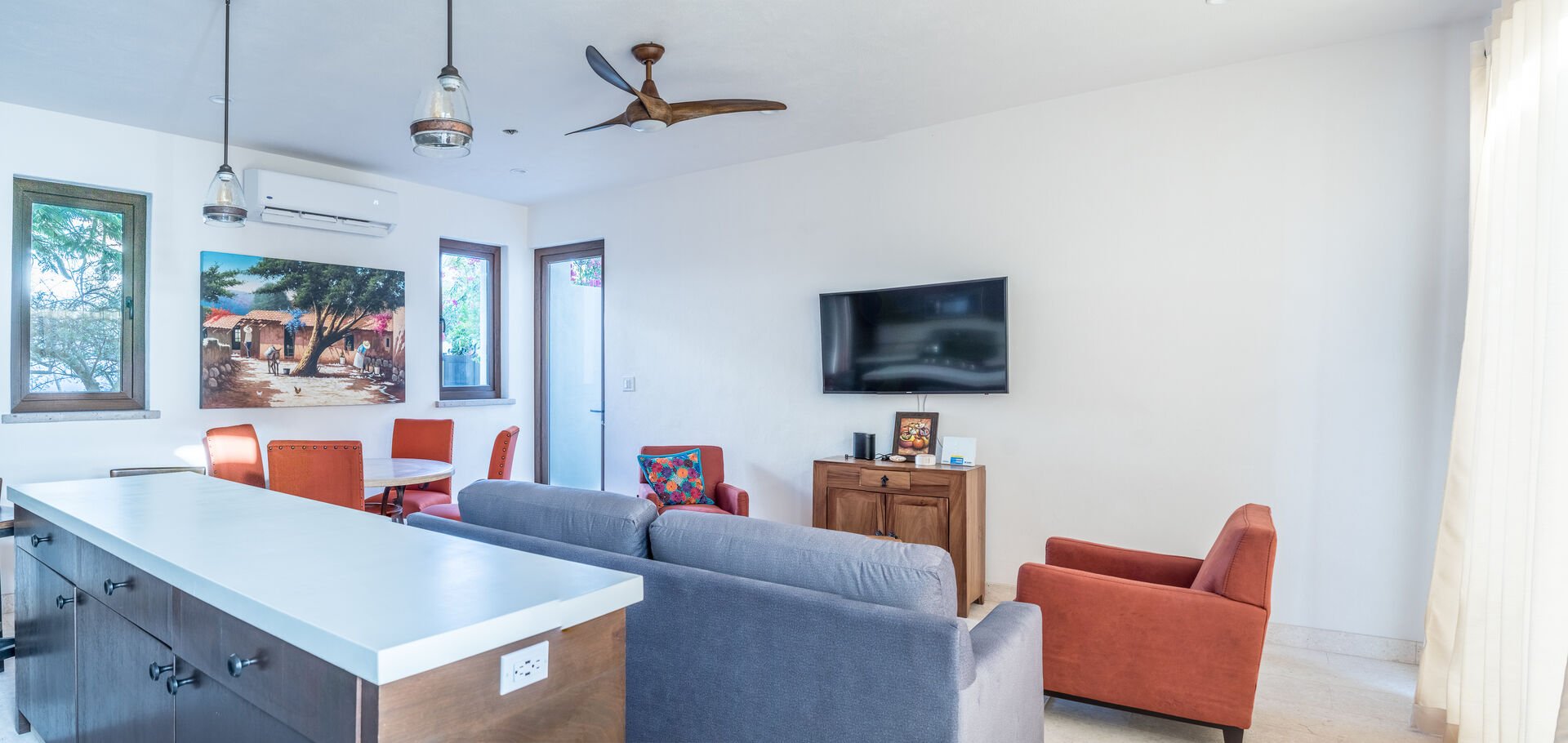 Casa del Gallo-Home in Loreto bay- Baja reimagined! steps from Community Pool