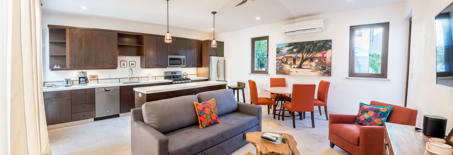 Casa del Gallo-Home in Loreto bay- Baja reimagined! steps from Community Pool