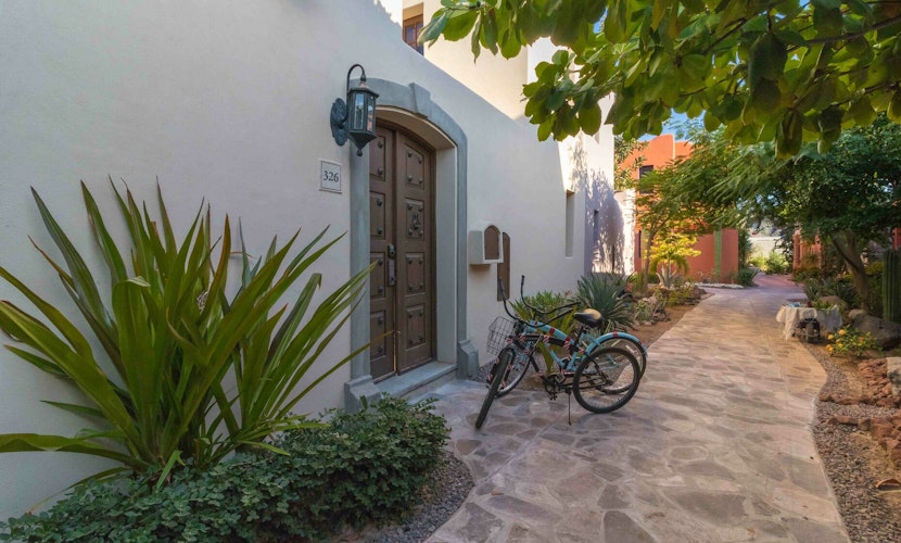 Charming Home in Loreto Bay, steps from the golf course and from Coffee shop