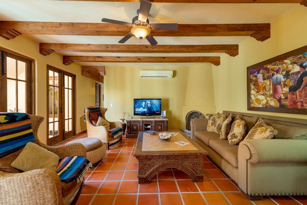 Amazing home a few steps to the beach