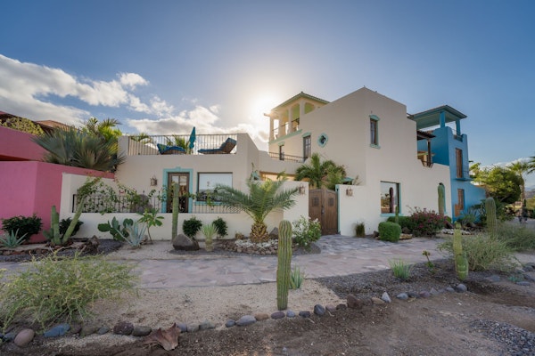 Wonderful views agua viva Lto Bay near tennis and pickleball courts