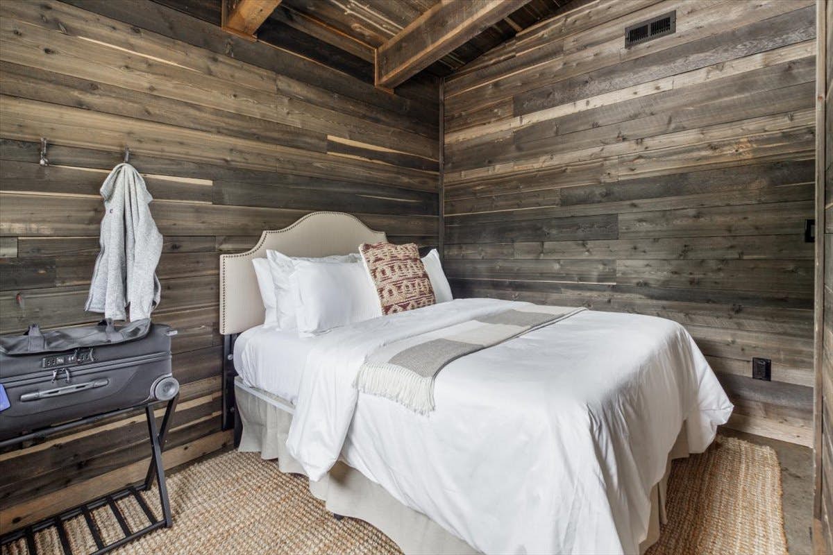 Grasshoppers   Escape