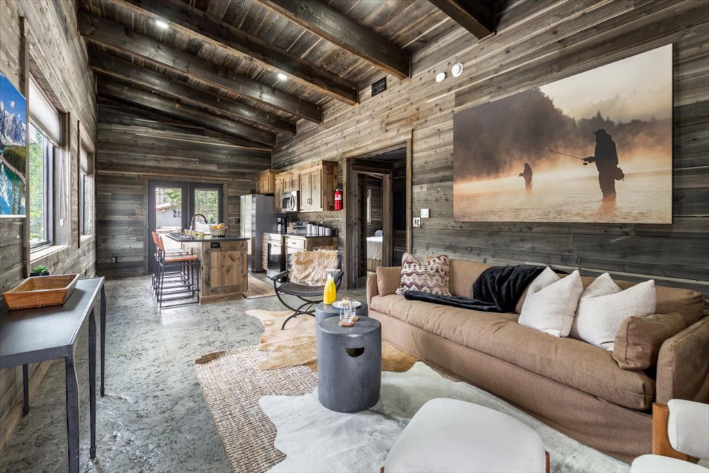 Pheasant Tail Villa