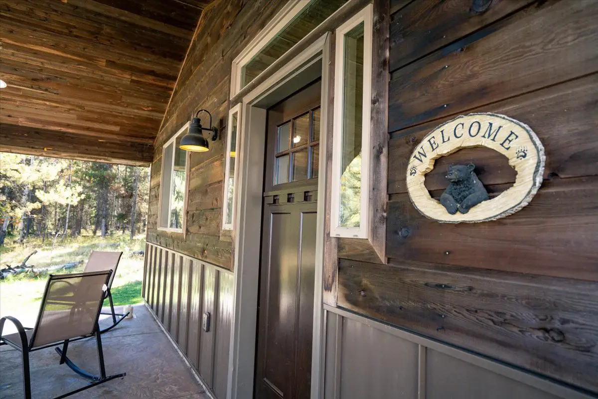 Henry's Lake Hideaway