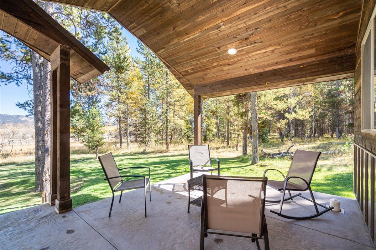 Henry's Lake Hideaway