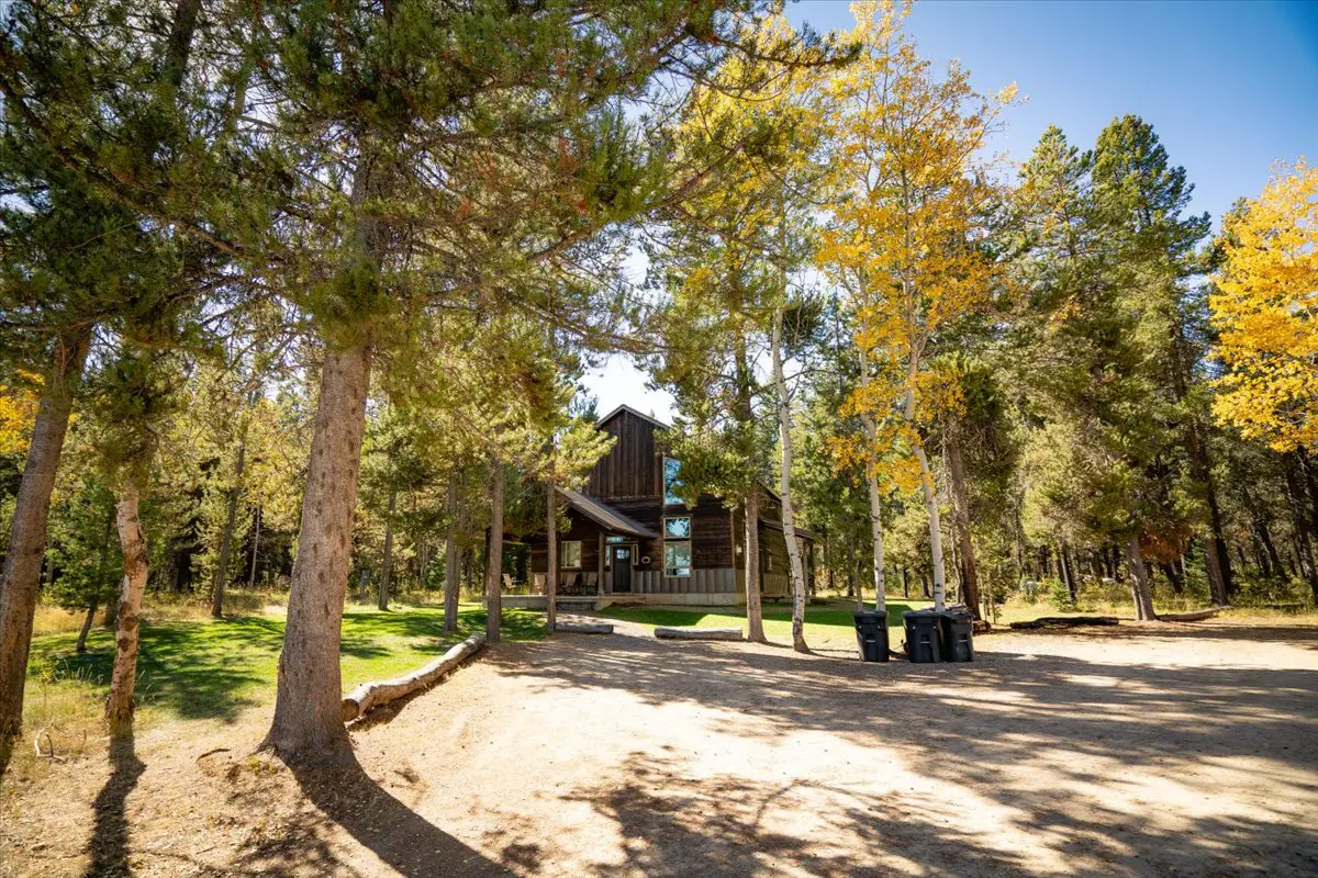 Henry's Lake Hideaway