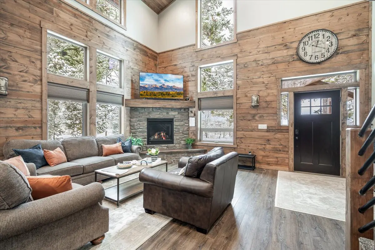 Henry's Lake Hideaway