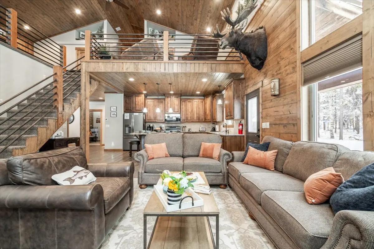 Henry's Lake Hideaway