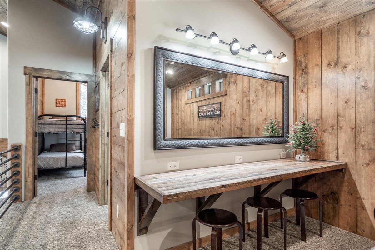 Henry's Lake Hideaway