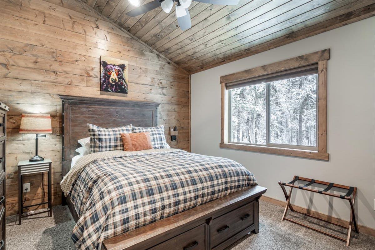 Henry's Lake Hideaway