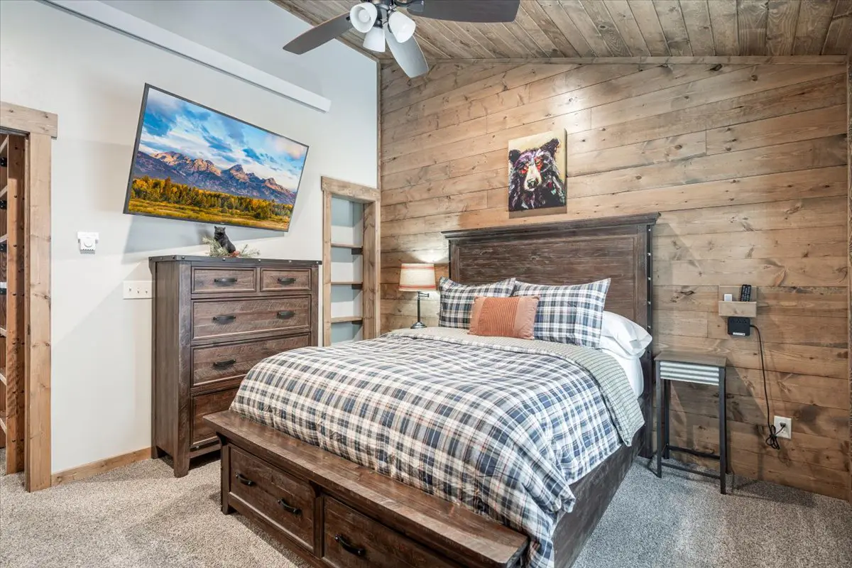 Henry's Lake Hideaway