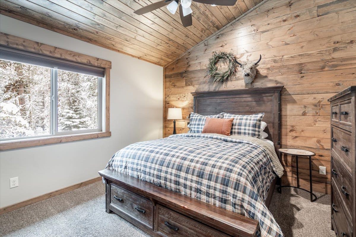 Henry's Lake Hideaway