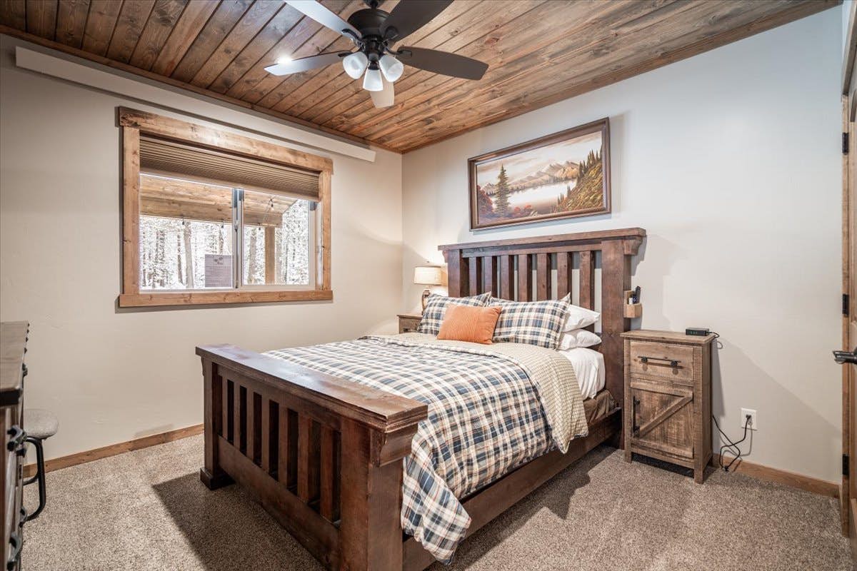 Henry's Lake Hideaway