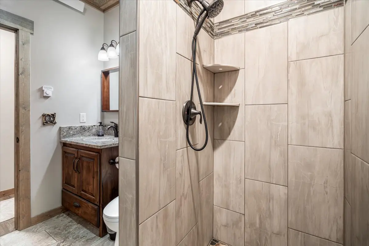 Henry's Lake Hideaway