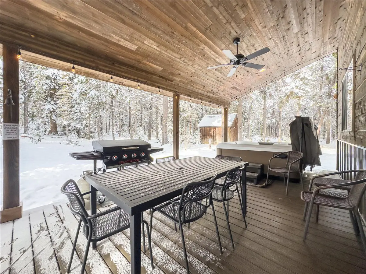 Henry's Lake Hideaway