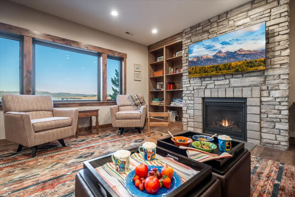 Trumpeter Swan Terrace Level