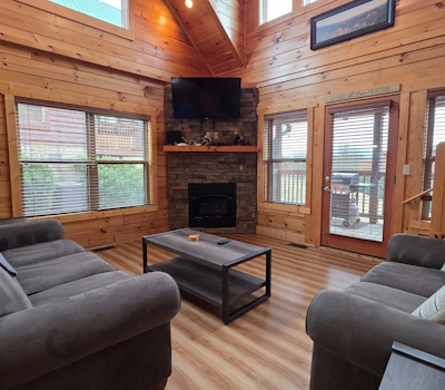 Family Friendly Cabin, Sleeps 4, Pool Table