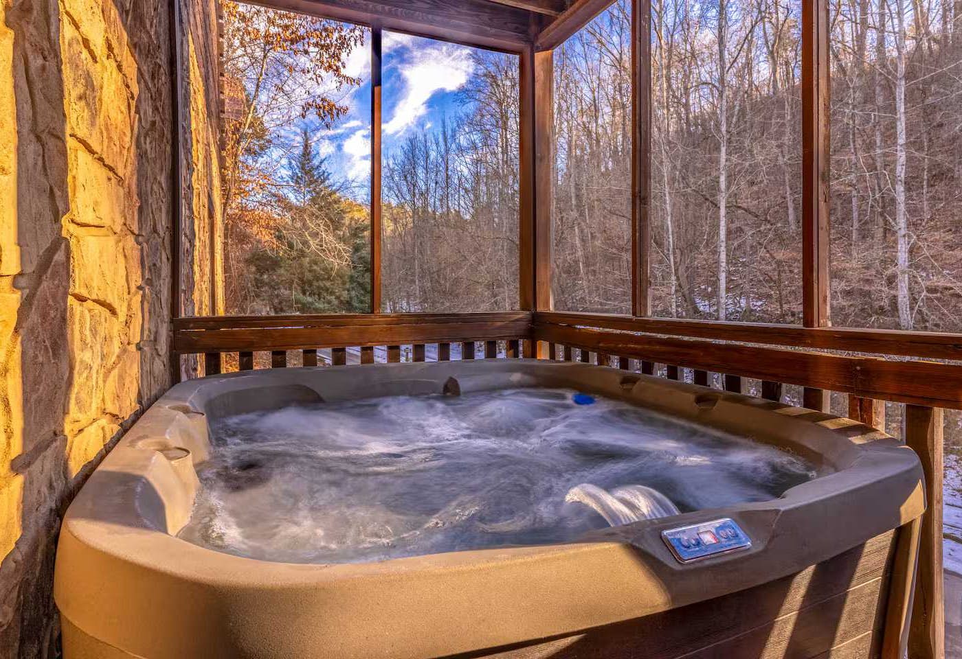 Beautiful Cabin, Sleeps 14・Hot Tub・Picnic Area