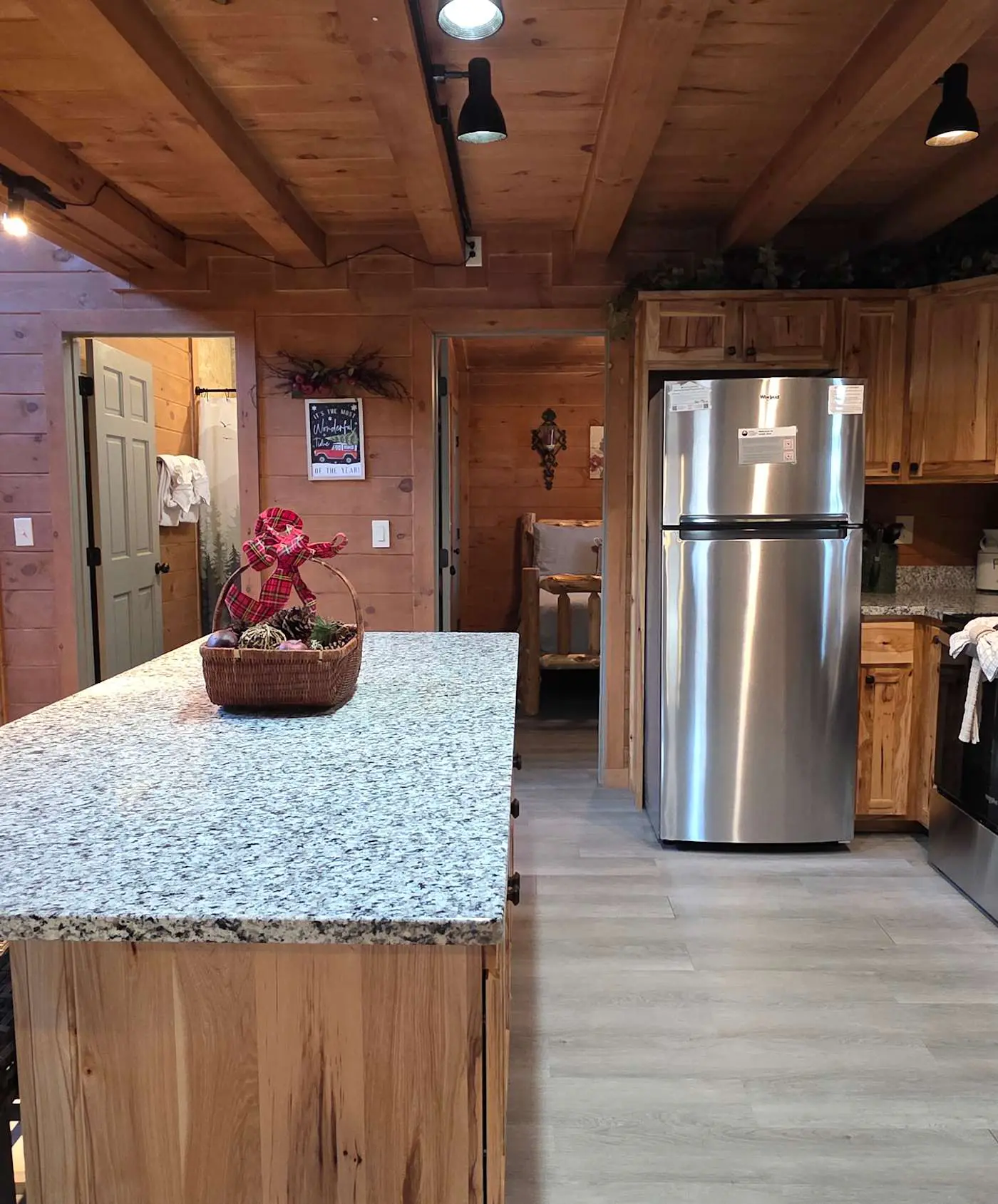 Serene Cabin Retreat・Hot Tub・Games・Grill・Firepit