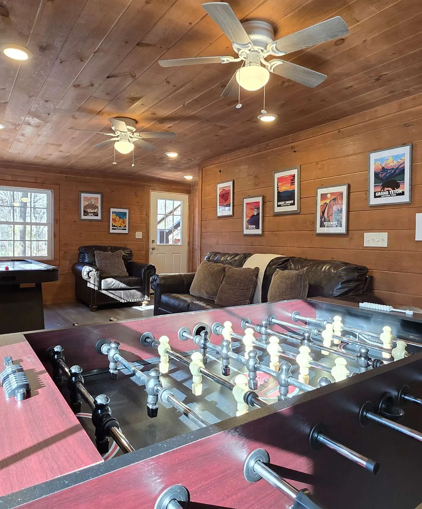 Serene Cabin Retreat・Hot Tub・Games・Grill・Firepit