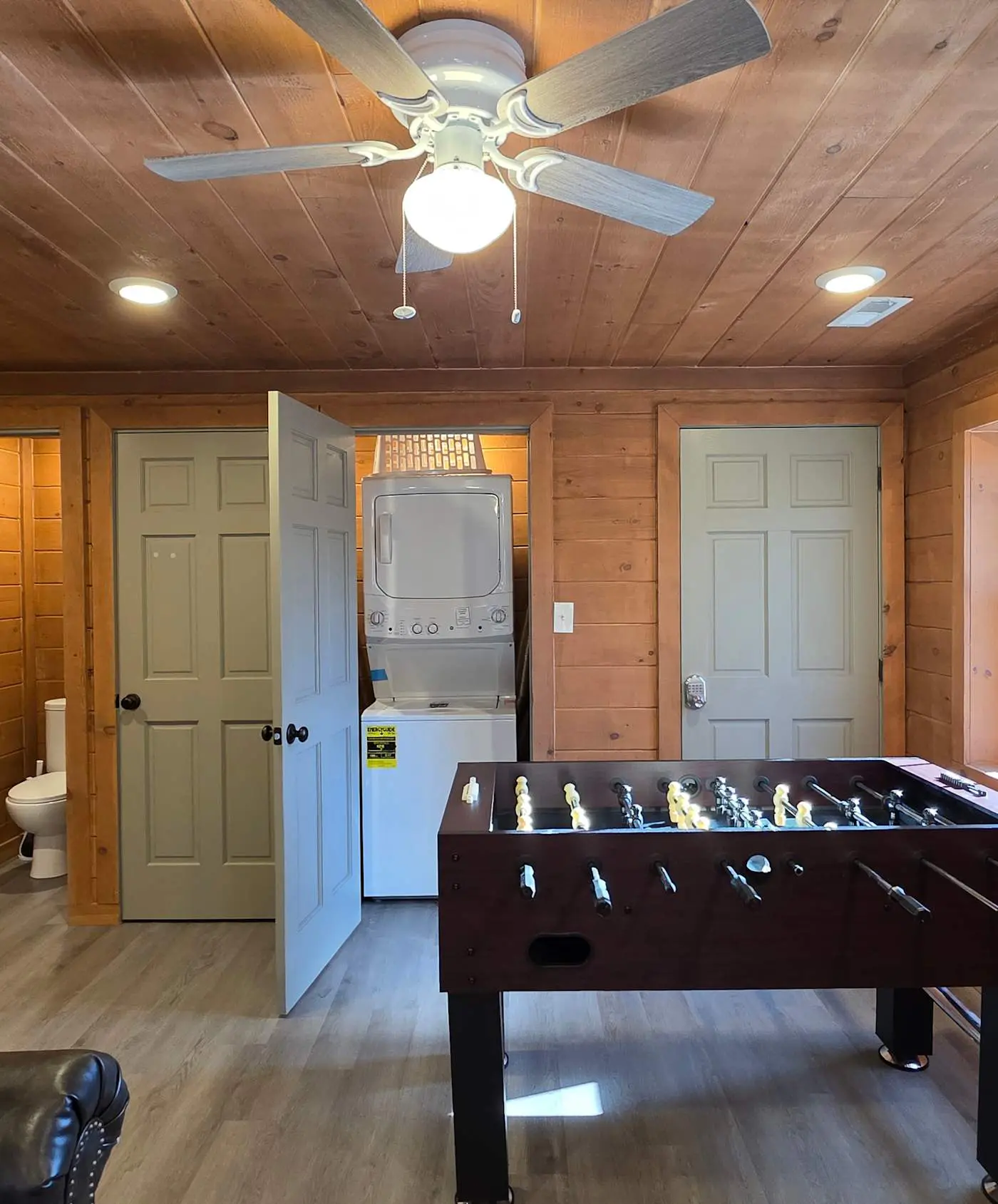 Serene Cabin Retreat・Hot Tub・Games・Grill・Firepit