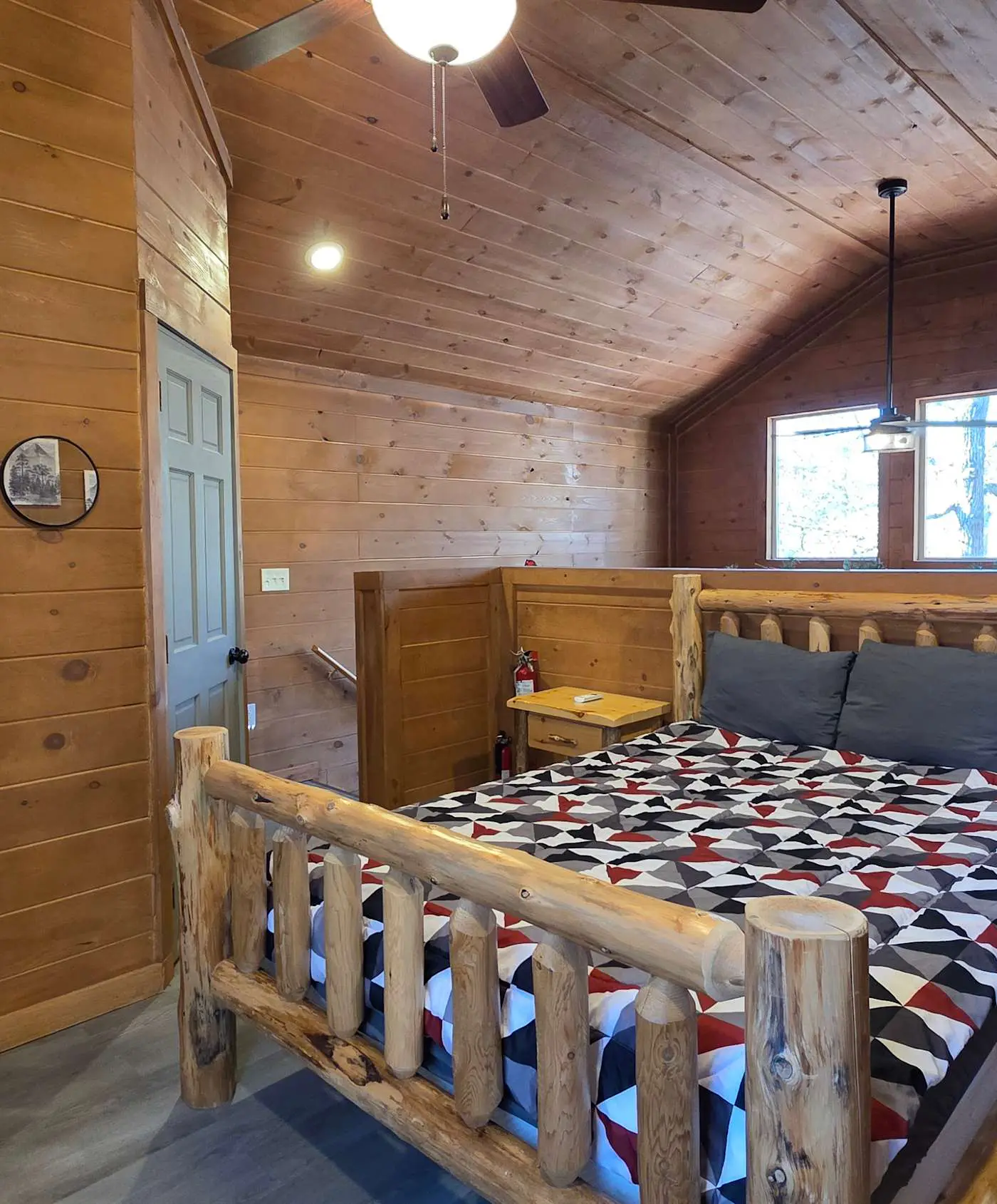 Serene Cabin Retreat・Hot Tub・Games・Grill・Firepit