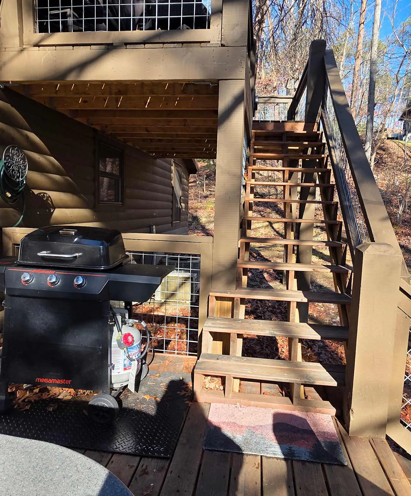 Serene Cabin Retreat・Hot Tub・Games・Grill・Firepit