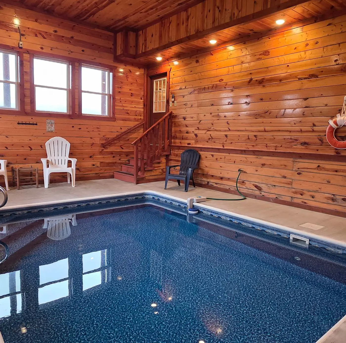 Luxe Sister Cabins, Sleeps 24, Pool, Hot Tub, Games