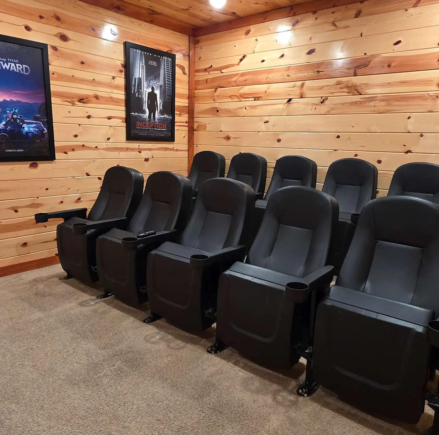 Luxe Sister Cabins, Sleeps 24, Pool, Hot Tub, Games