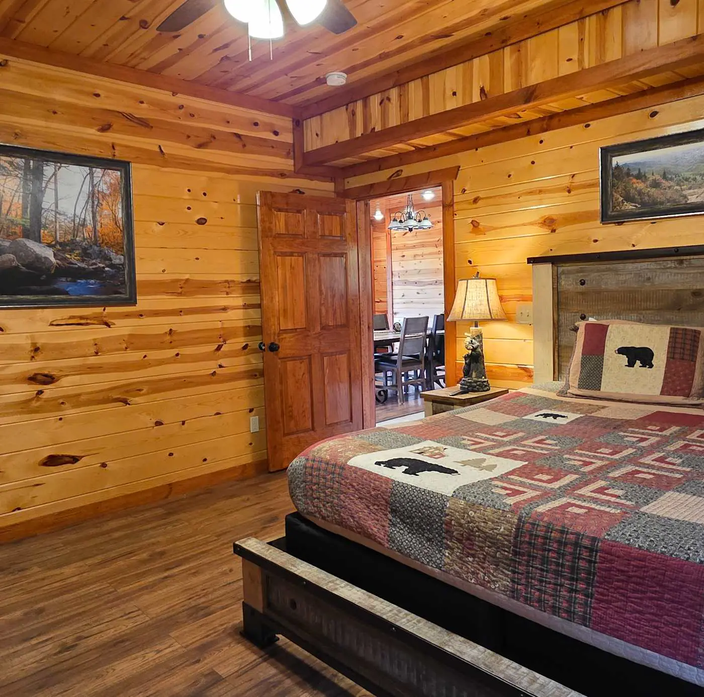 Luxe Sister Cabins, Sleeps 24, Pool, Hot Tub, Games