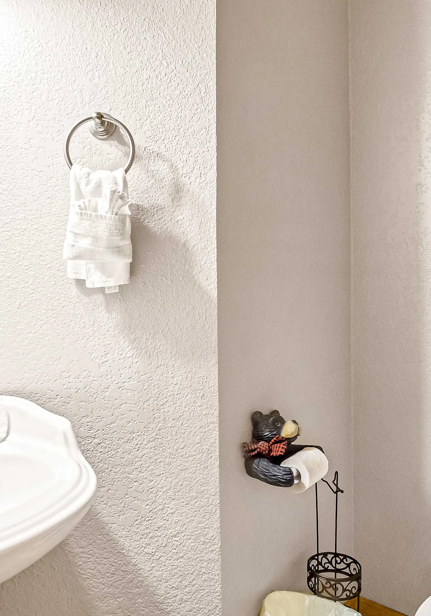 Luxe Sister Cabins, Sleeps 24, Pool, Hot Tub, Games