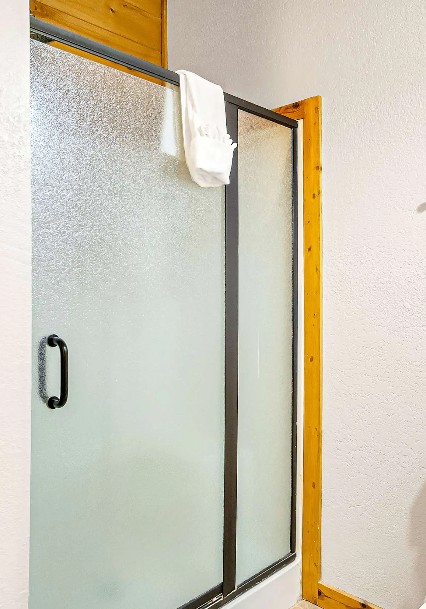 Luxe Sister Cabins, Sleeps 24, Pool, Hot Tub, Games