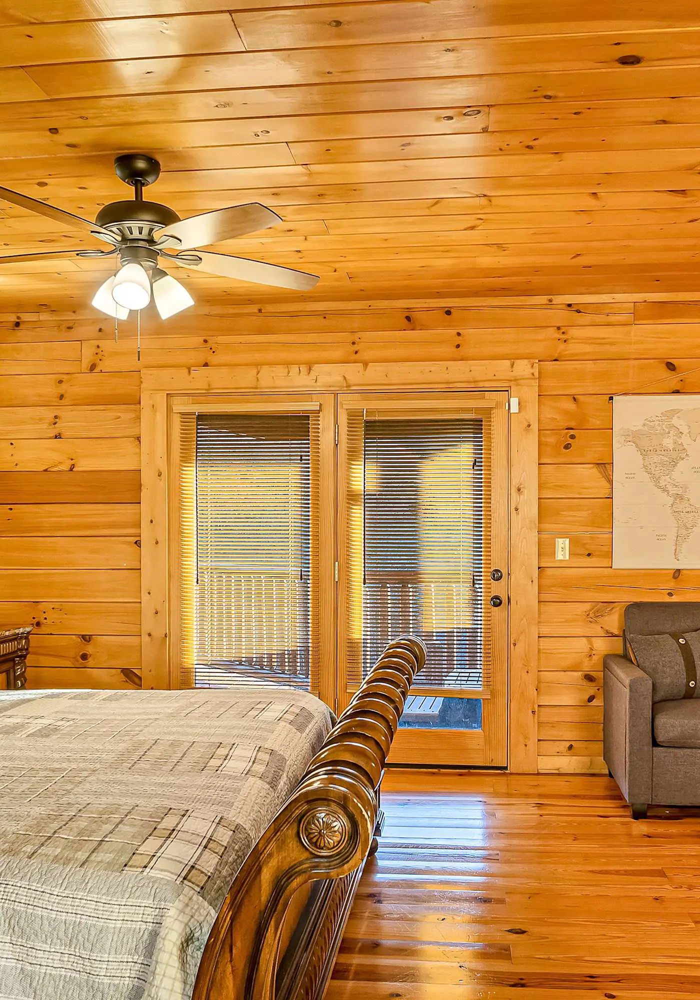 Luxe Sister Cabins, Sleeps 24, Pool, Hot Tub, Games