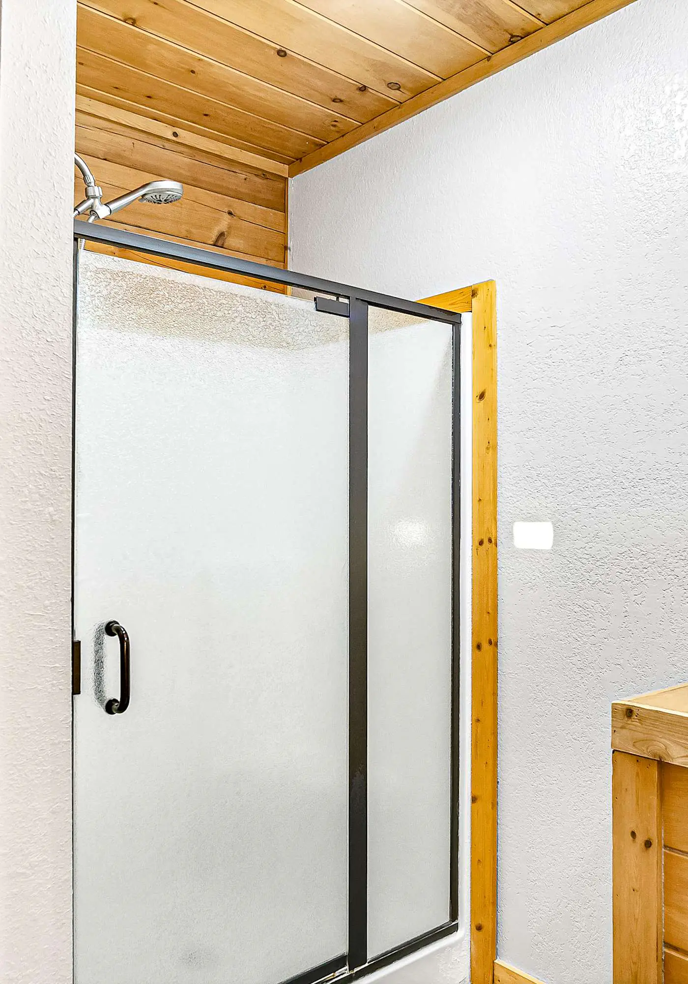 Luxe Sister Cabins, Sleeps 24, Pool, Hot Tub, Games