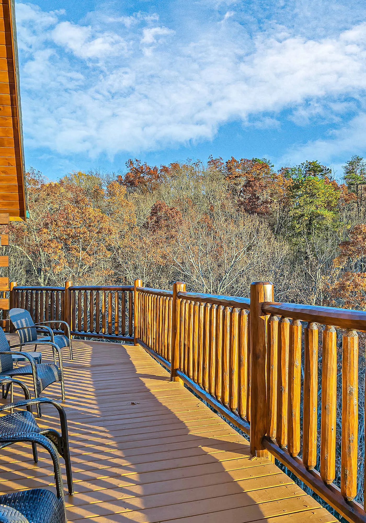 Luxe Sister Cabins, Sleeps 24, Pool, Hot Tub, Games