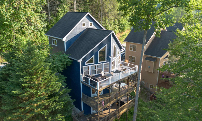 Lakefront Home w/Private Dock, Hot Tub & Sleeps 22