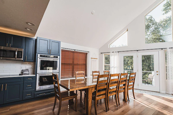 Lakefront Home w/Private Dock, Hot Tub & Sleeps 22