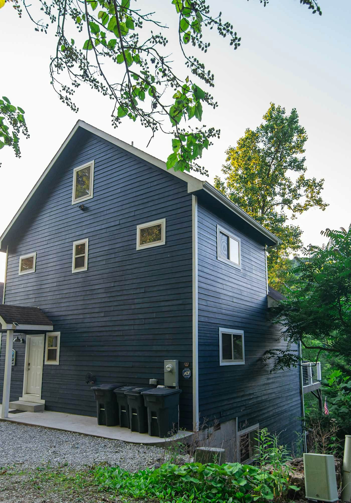 Lakefront Home w/Private Dock, Hot Tub & Sleeps 22